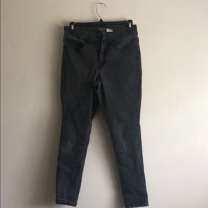 Black Mid-rise Jeans